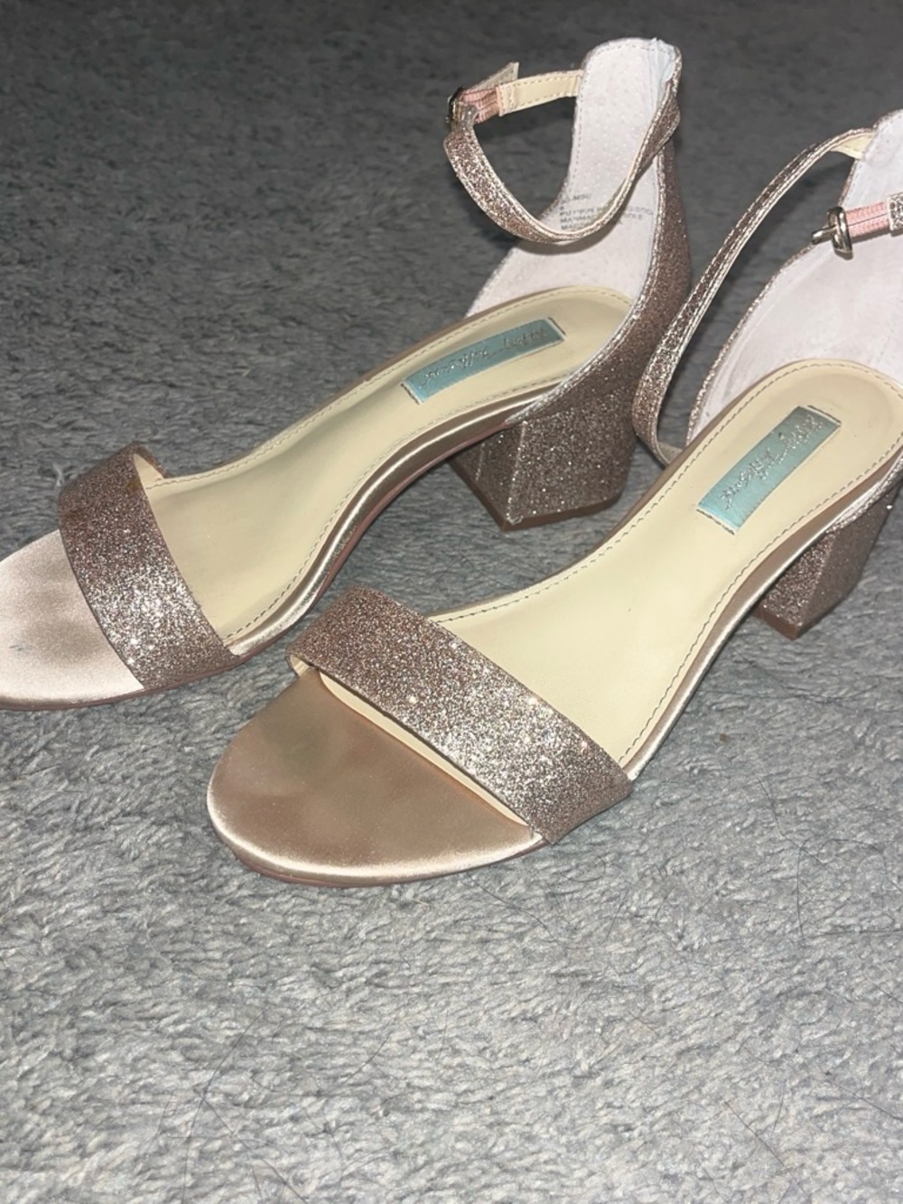 Block Heel Ankle Strap Sandals - Rose Gold Glitter